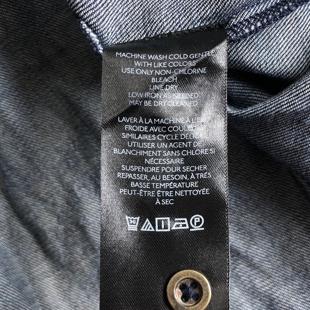 Pilcro Sleeveless Ruffle Denim Blouse Button Front Distressed Paisley - Picture 14 of 16